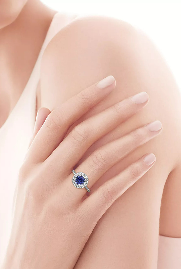 خاتم مرصع بالتنزانيت من مجموعة Tiffany Soleste من تيفاني Tiffany 