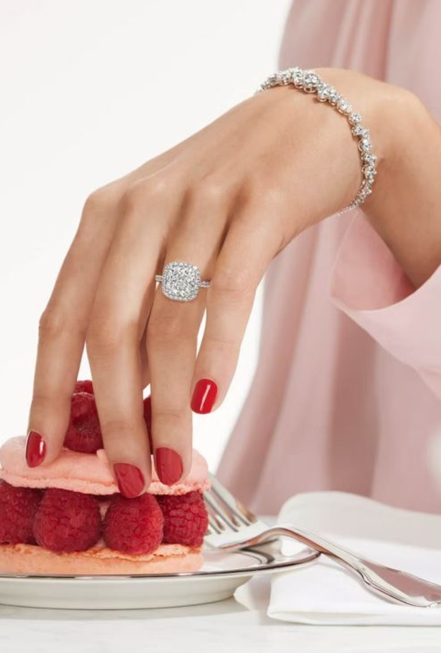 خاتم من مجموعة The One لهاري وينستون Harry Winston