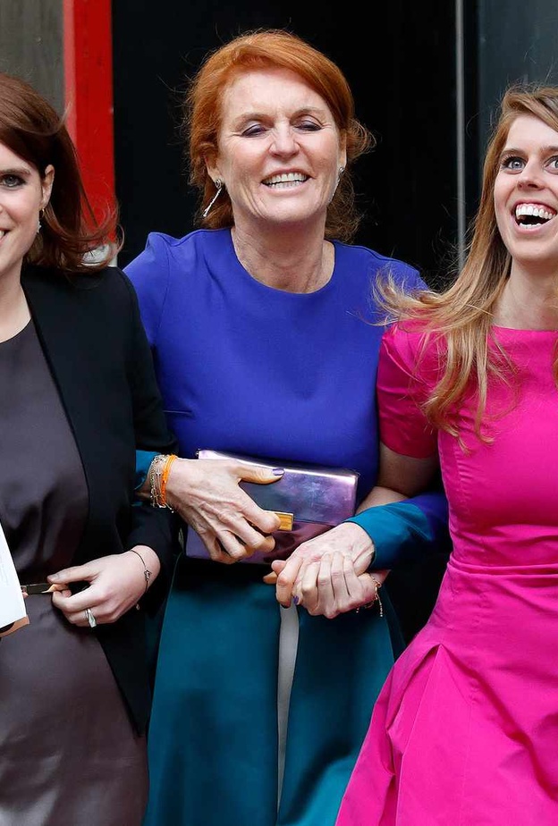 دوقة يورك وابنتيها يسافرون في عطلة سياحية في النرويج