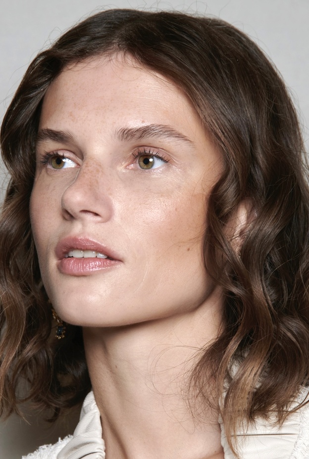 تخلصي من الترهلات السوداء بتقنيات تجميل حديثة واستعيدي ثقتك بنفسك