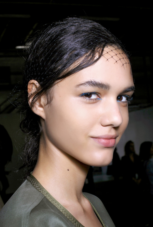 هو المكياج المناسب للمراهقات .... رافقينا للتعرف عليه