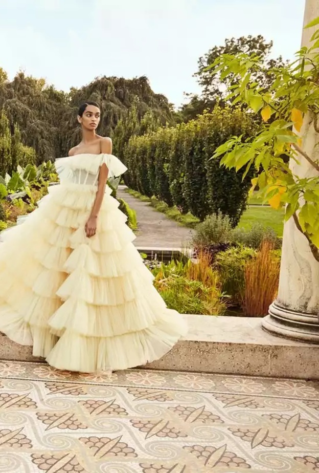 صيحات فساتين زفاف 2022 @andrewkwon