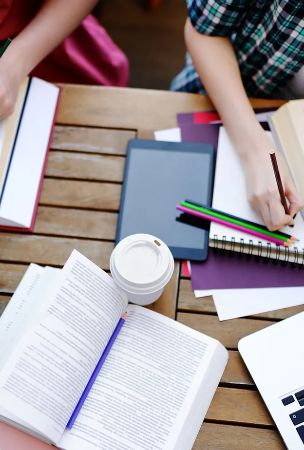 طرق عملية وغير مكلفة لمساعدتك على التعلم والدراسة بعيدا عن التعليم النظامي