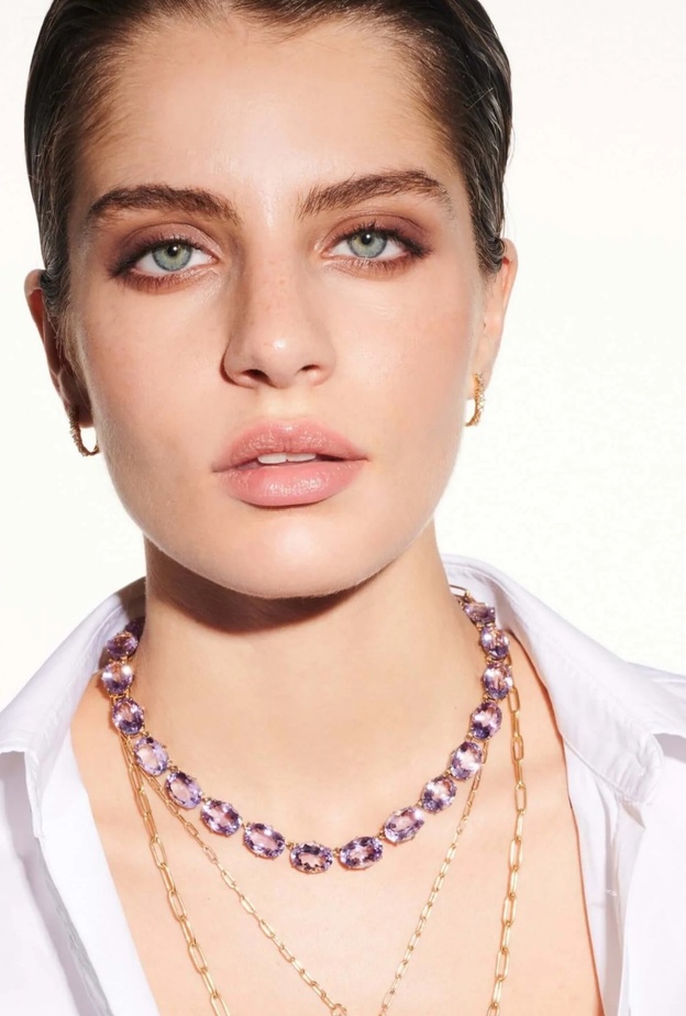 هذا هو حجر الحظ الخاص بمولودات شهر فبراير.. وهذه فوائده