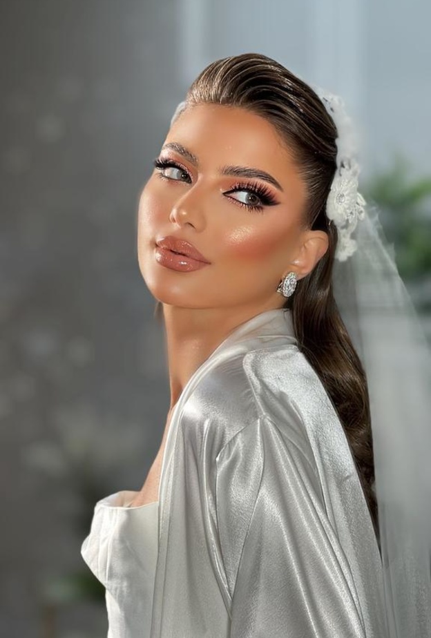 تسريحة مزينة الشعر فاتن عمر