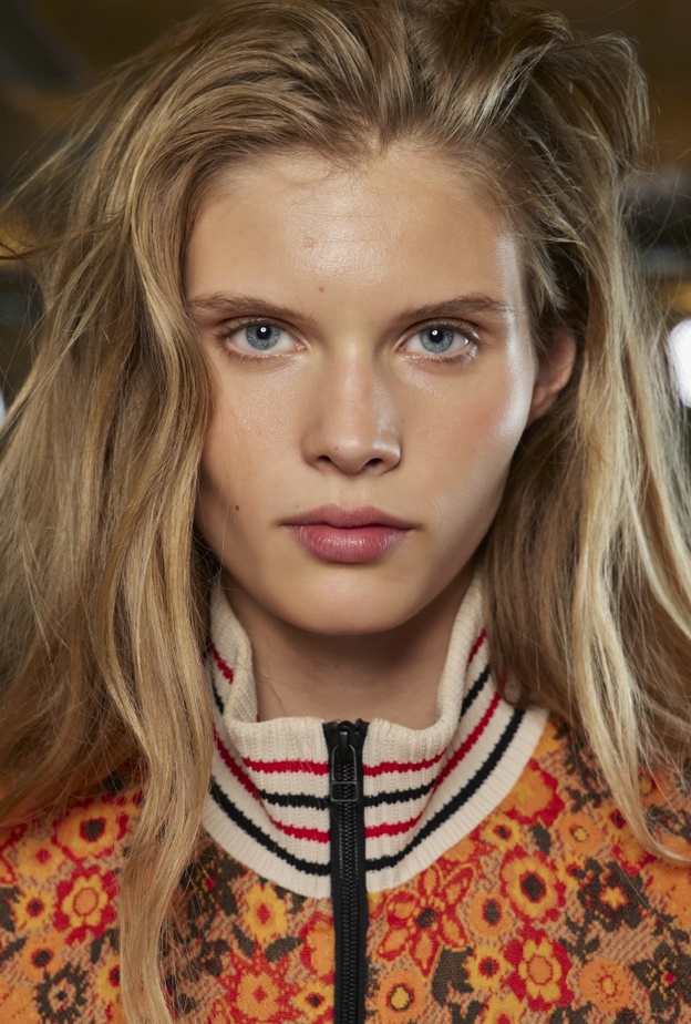 أفضل عطور ننصحك بها لترافقك في الحقيبة من JW Anderson