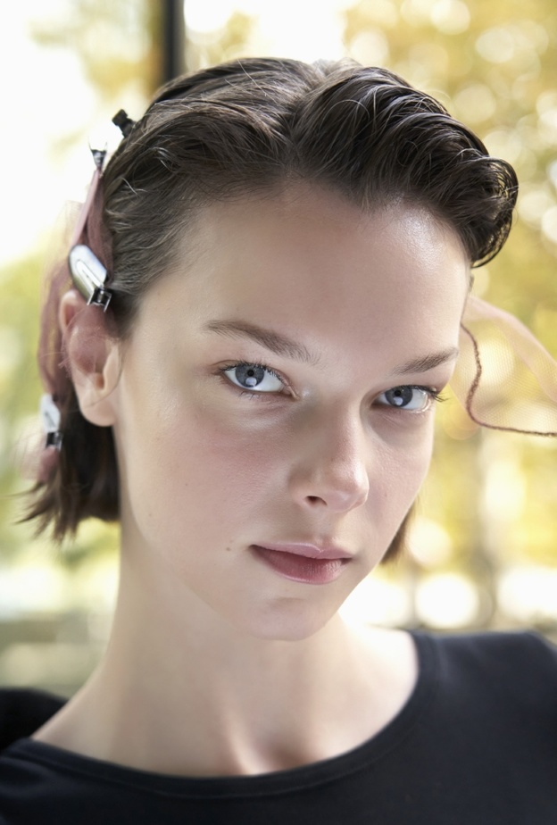 زيوت لبشرة أكثر إشراقاً وتأثيرها على نفسيتك