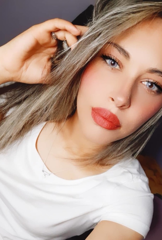 الإطلالات الجمالية المفضّلة لـ عبلة بن سنوسي لاعبة الأهلي السعودي وخطوات تطبيقها