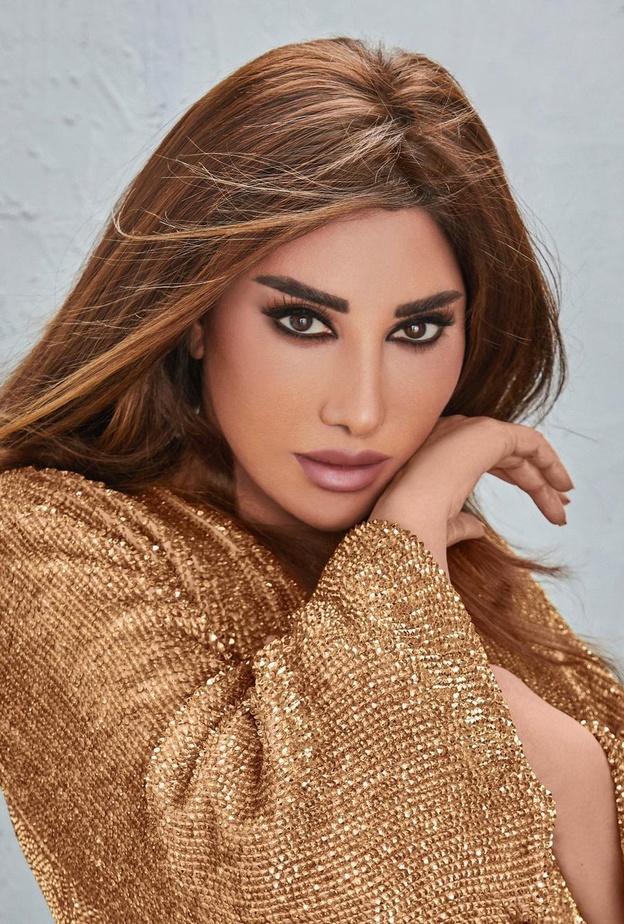 تقنيات جمالية تجعل عينيك بمظهر شبابي وأكثر جاذبية على خطى نجوى كرم