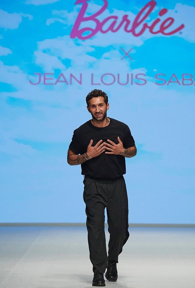جان لويس صبجي مصمم أزياء لبناني عالمي 