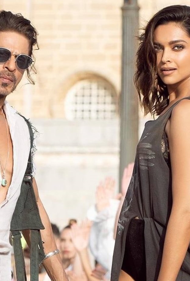 شاروخان وديبكا بادكون