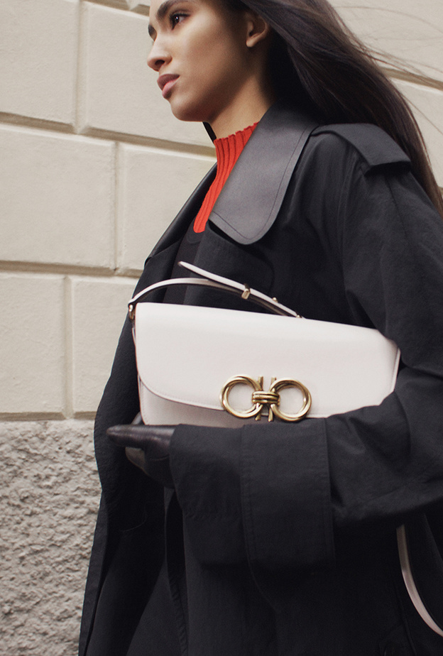 حقيبة  Crossbody الجديدة 