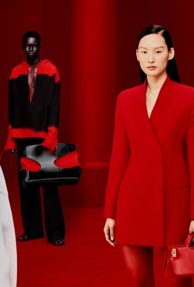 فجر جديد .. حملة Ferragamo لربيع وصيف 23
