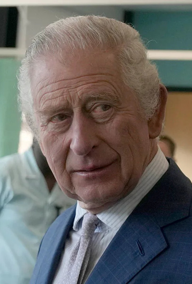 كيف كانت ردة فعل الملك تشارلز عندما طُلب منه "إعادة هاري"