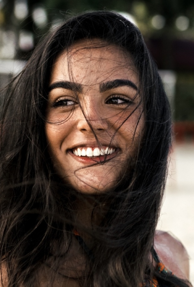 تمتعي بابتسامة بيضاء بأفضل الطرق التجميلية لاستعادة جمال نفسيتك