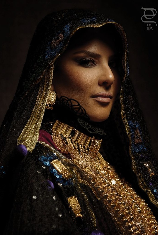 خاص بـ "هي" بمناسبة يوم التأسيس ندى باعشن تستوحي اطلالتها من "عروس نجد"