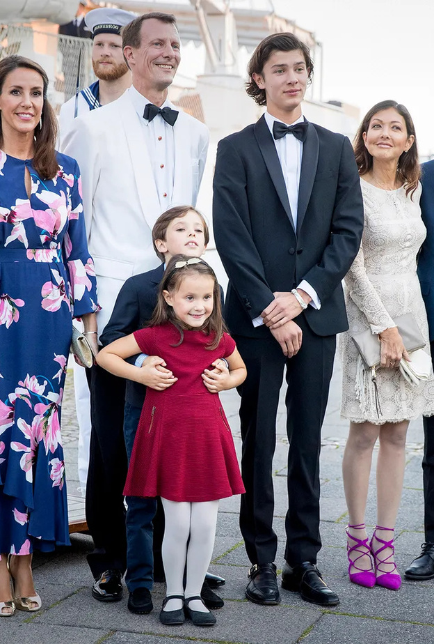 الديوان الملكي الدنماركي يعلن رسميا عن أنباء انتقال الأمير يواكيم وأسرته إلى الولايات المتحدة