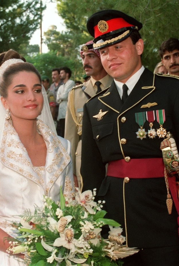 الملك عبدالله والملكة رانيا خلال زفافهما