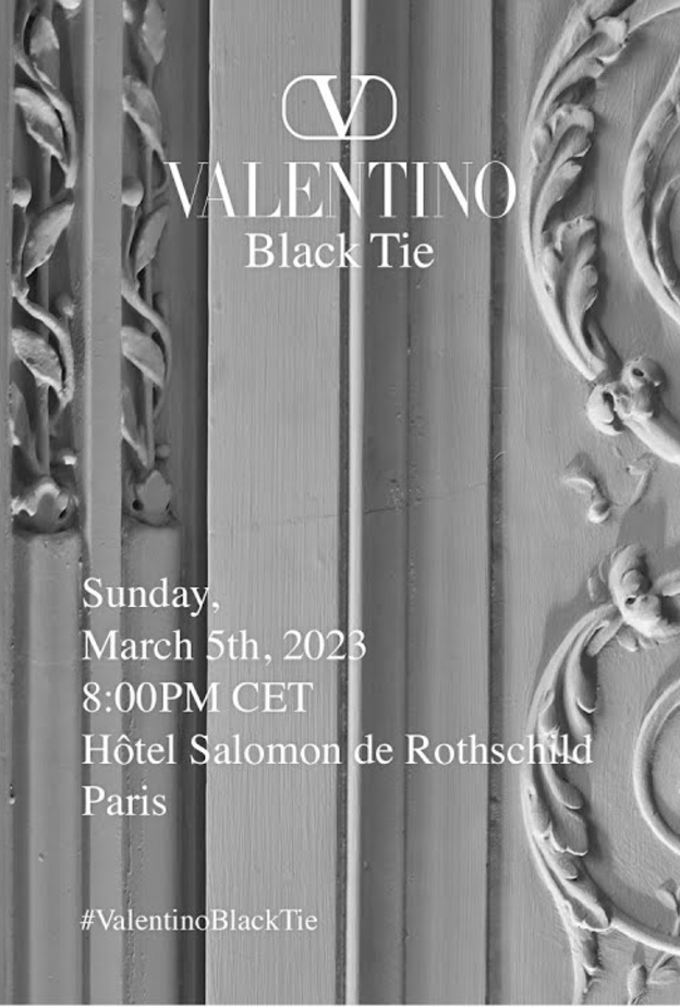 بث مباشر لعرض أزياء Valentino Black Tie من باريس