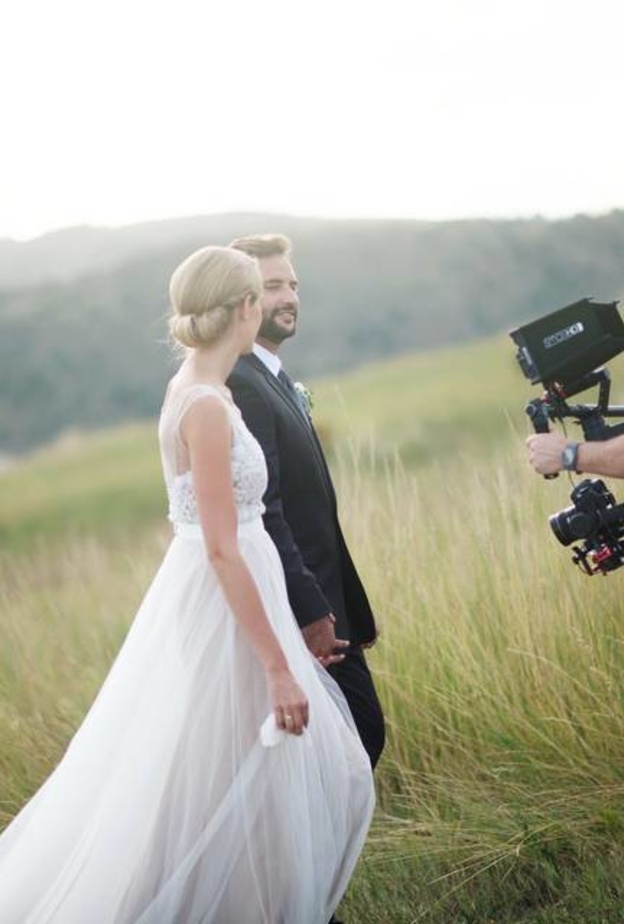 دليلك الكامل لتصوير حفل زفافك فيديو