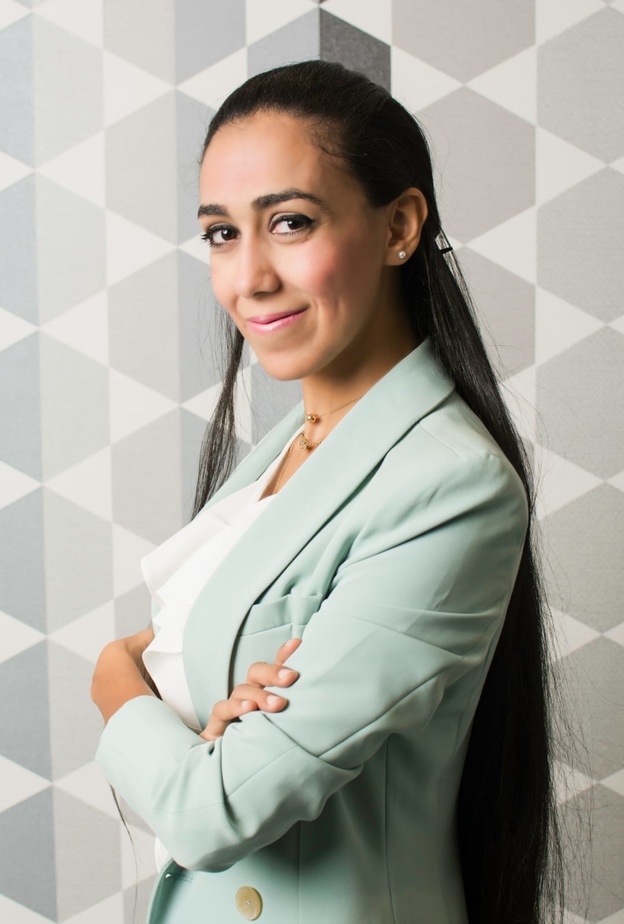 استشارية الطب النفسي الطبيبة لبنى عزام تقدم لـ"هي" أفضل أساليب راحة النفّس