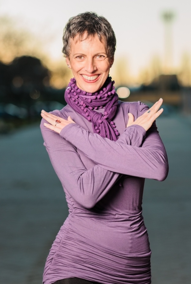 تزامنًا مع يوم المرأة العالمي... تعرفي على حكاية الخبز والورد التي جسدّت قوة إرادتك