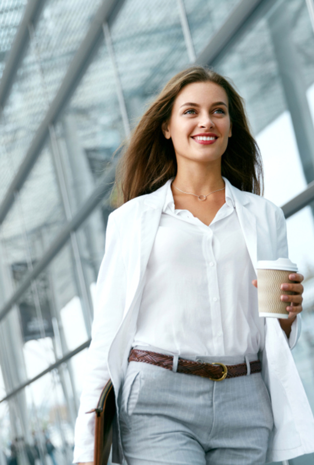 في يوم المرأة العالمي... عادات صحية للمرأة العاملة للحفاظ على صحتها أثناء الدوام