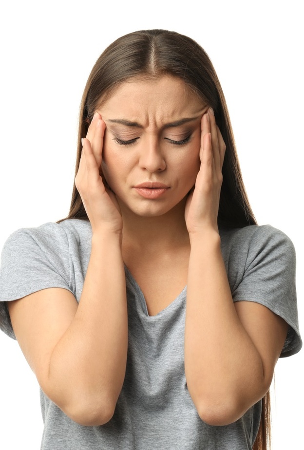 تعانين من الصداع المتكرر في رمضان.. إليك الحلول الفعالة