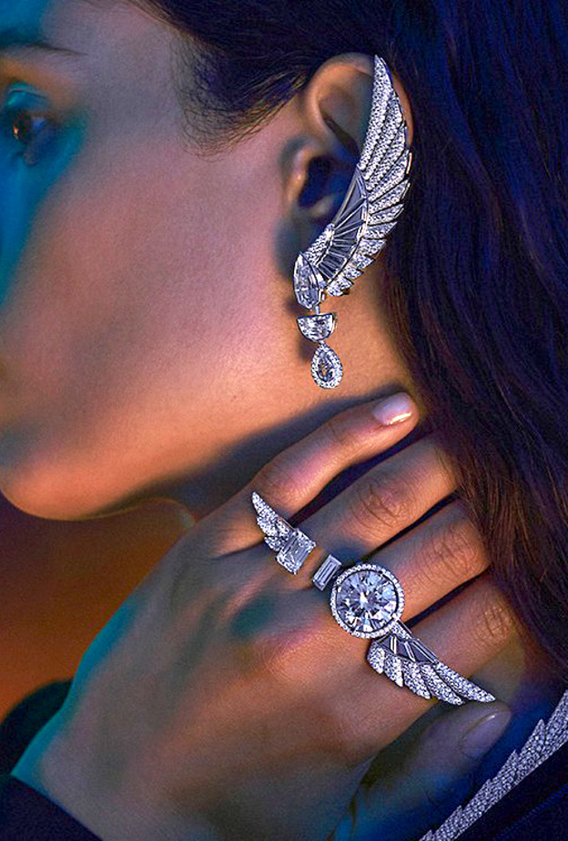 مجوهرات فاخرة لعروس شهر مارس المشرقة بالأناقة