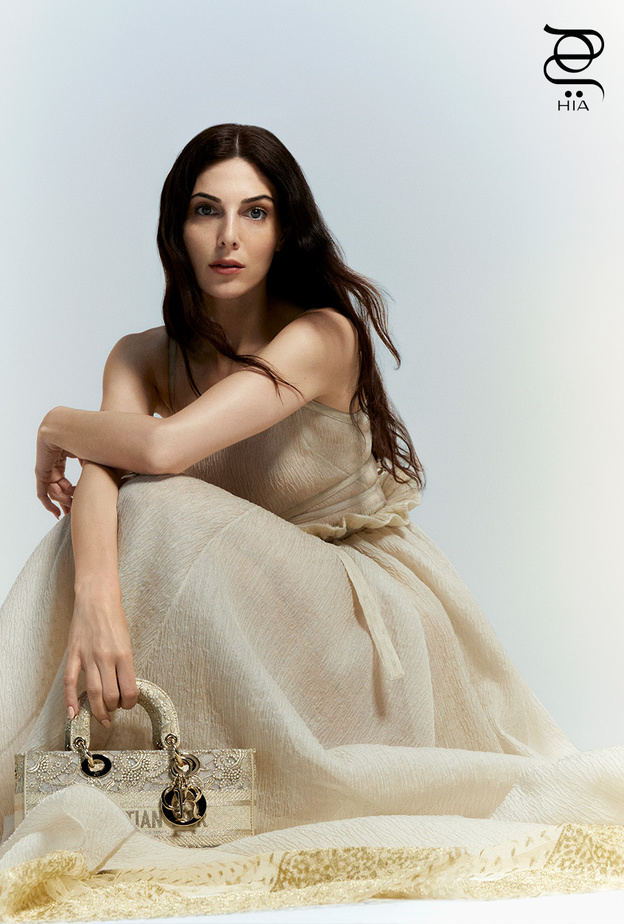 خاص "هي": رزان جمّال نجمة مجموعة الكبسولة Dior Or في الشرق الأوسط 