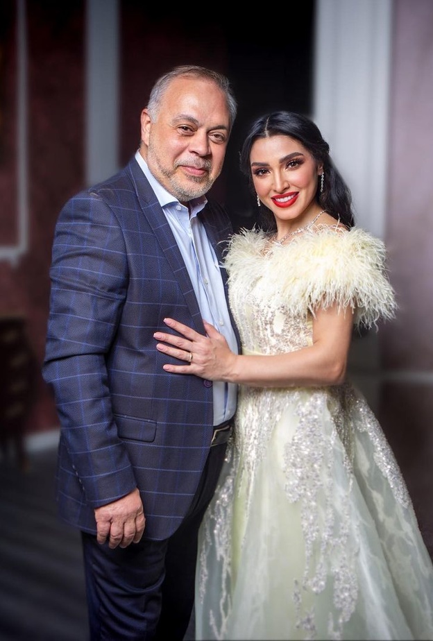 أشرف زكي وروجينا