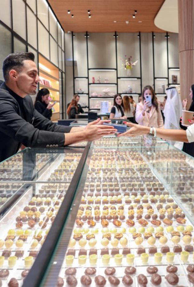 باتشي ترتقي بتجربة الشوكولاته الفاخرة عبر تجديد متجرها الرئيسي في دبي مول