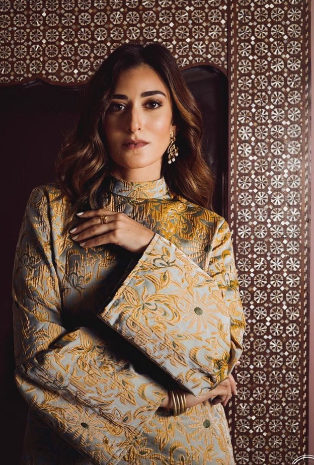 كيف جمعت تصاميم مجوهرات أمينة خليل بين الأصالة والعصرية؟