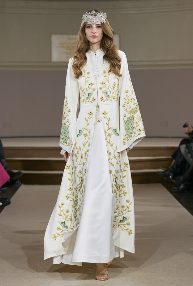 أزياء فاخرة تناسب إفطارات رمضان 2023