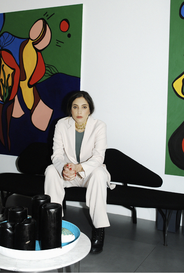 الرسامة اللبنانية ألكسندرا بيطار