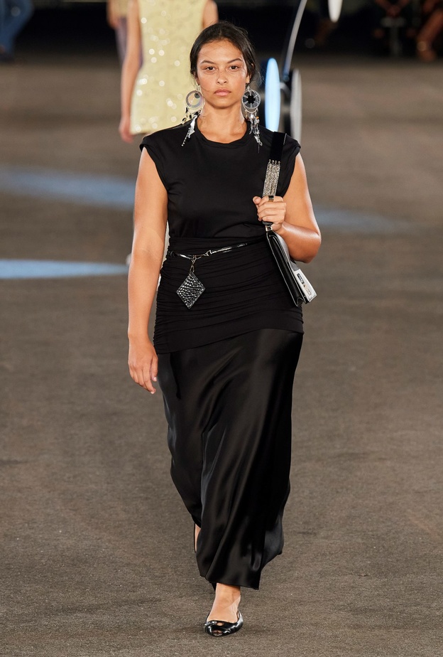 مفهوم التنوّع والشمولية في الموضة... THE BEAUTY OF WOMEN