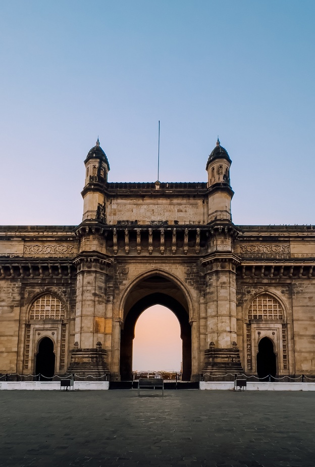 ديور تكشف عن مجموعتها لخريف 2023 في الهند