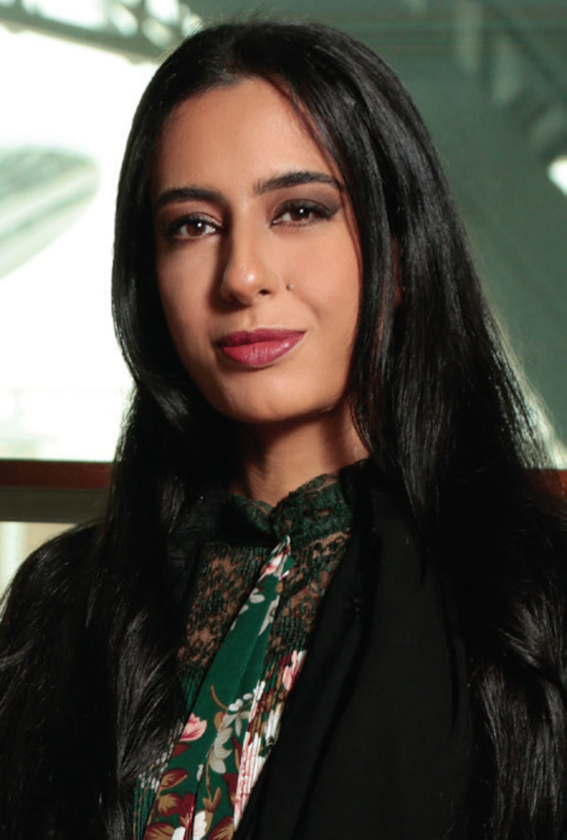 هند العويس قيادية إماراتية