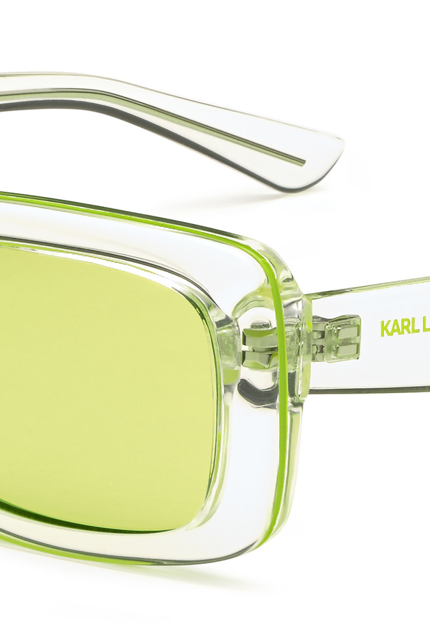 علامة "KARL LAGERFELD" تعلن عن مجموعة النظارات الشمسية لربيع وصيف 2023
