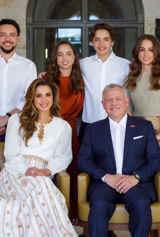 الملكة رانيا تحتفل بعقد قران الأميرة إيمان