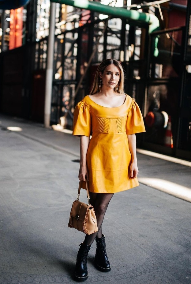 ` إطلالات النجمات العالميات في باريس بتصاميم متجددة