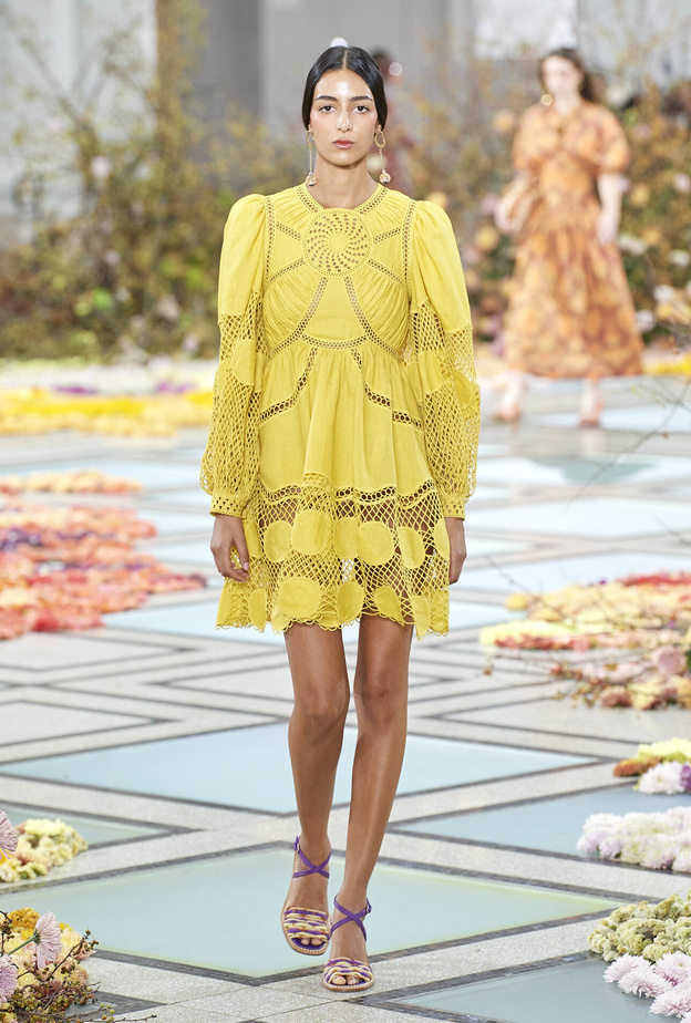 حضّري خزانتك للربيع بتصاميم الكروشيه المشرقة