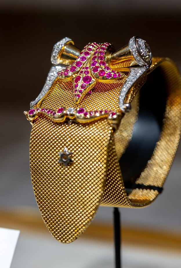 قطعة مجوهرات فاخرة من Vacheron Constantin