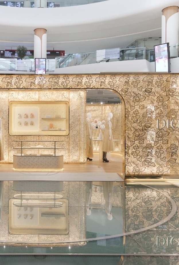 ديور تعرض مجموعة الكبسولة "ديور أور" Dior Or في الشرق الأوسط