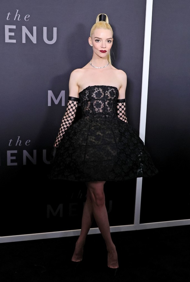 انيا تايلور 