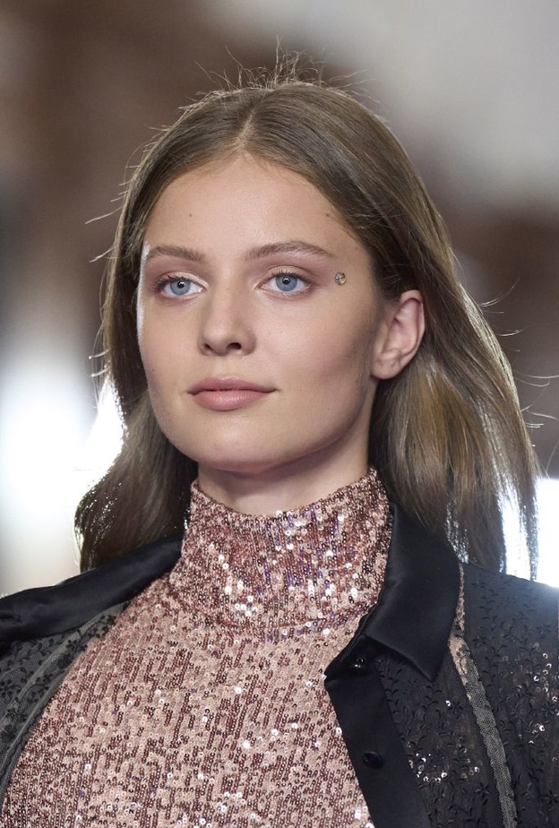 فوائد الريتينول للبشرة وطريقة استخدامه