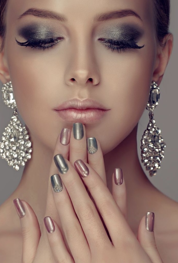 نصائح حول كيفية تنظيف الأقراط المرصعة بالماس