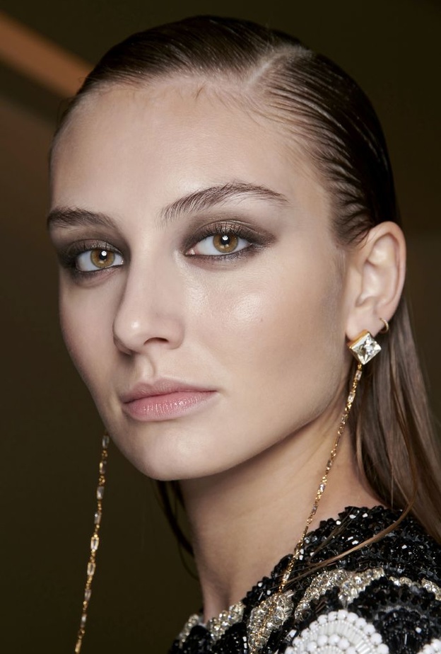 ما مدى فعالية علاجات تقشير الجلد بالليزر وأهم نتائجها