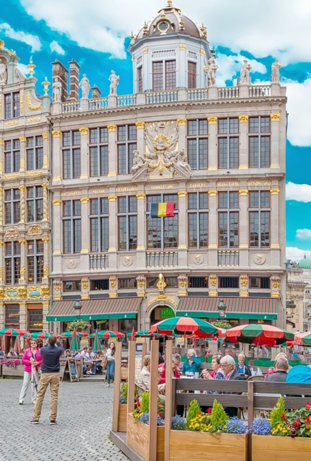 أجواء سياحية ممتعة لعيد الفطر في بروكسل بواسطة Walkerssk