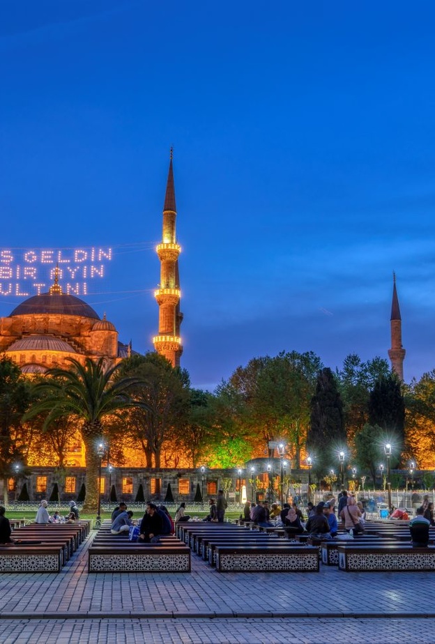 أشهر العادات والتقاليد الرمضانية في مدينة إسطنبول التركية